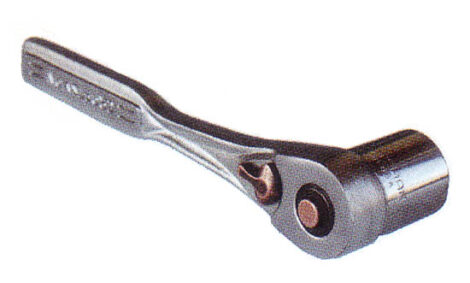 Nine Types of Wrenches and Pliers Image